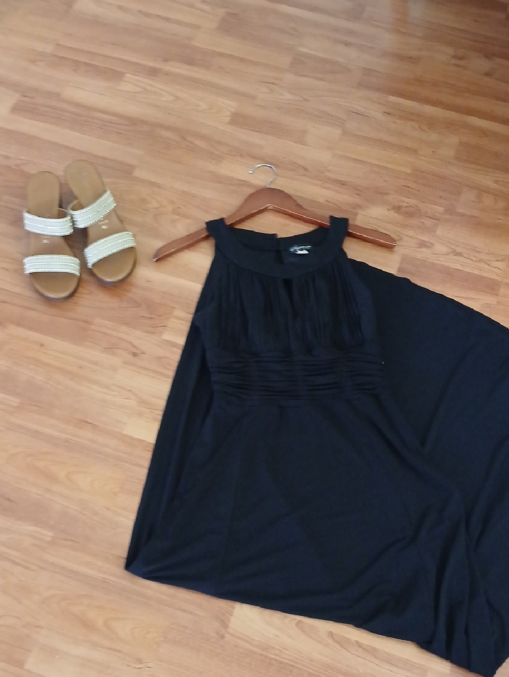 Signature by Sangria Black Pleated Halter Maxi Dress